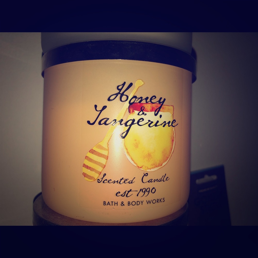 B&BW candle honey & tangerine